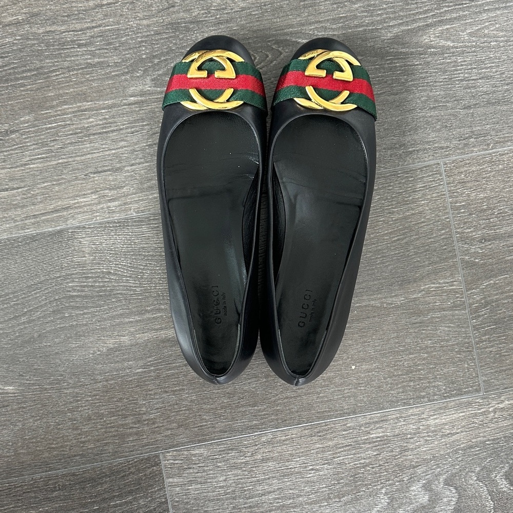 Gucci Black Flats with Gold and Green Details
